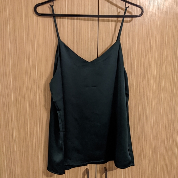 Womance/Emerald Top Sz M - Picture 2 of 4